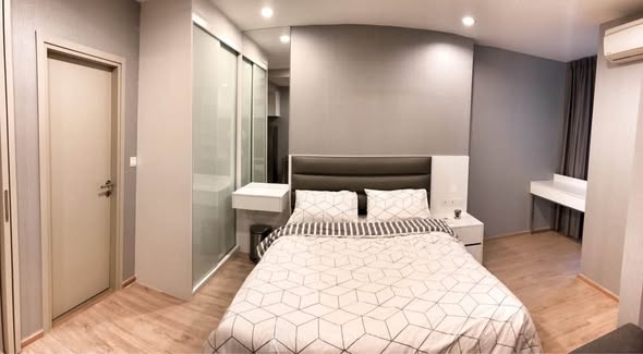 bedroom and room interior of Ideo Q Chula-Samyan