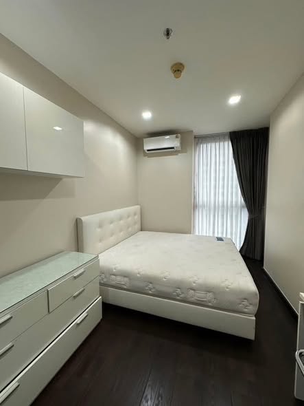 bedroom of Ideo Q Phaya Thai