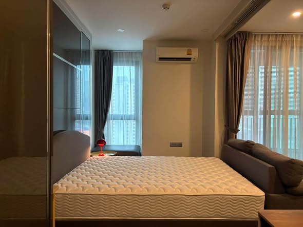 bedroom of Ideo Q Ratchathewi