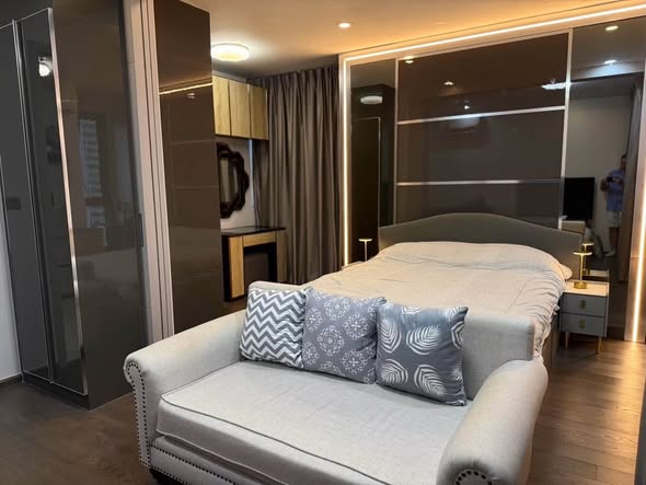 bedroom and room interior of Ideo Q Ratchathewi