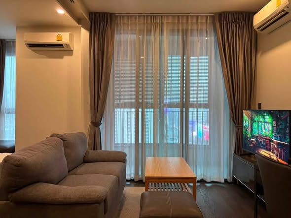 living room and bedroom of Ideo Q Ratchathewi