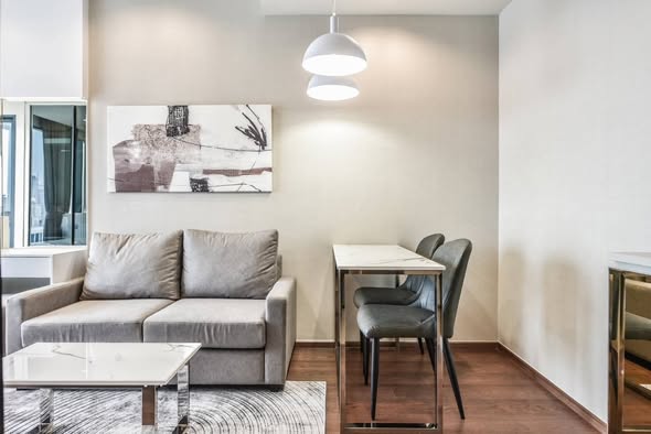 living room and room interior of Ideo Q Victory