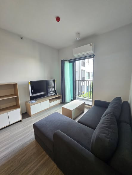 living room and bedroom of Ideo Ramkamhaeng Lamsali Station