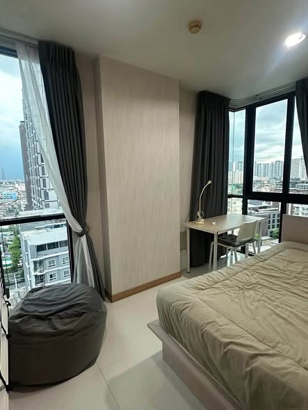 bedroom of IDEO Ratchada-Huai Khwang