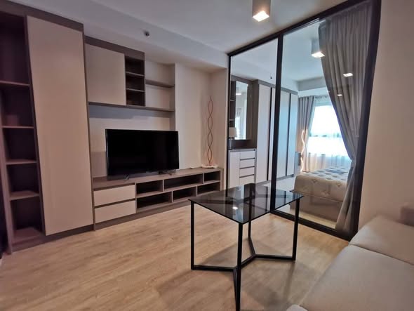 bedroom and living room and room interior of Ideo Sathon-Wongwian Yai