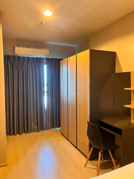 bedroom and room interior of IDEO Sukhumvit 115