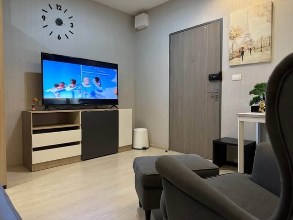 living room of IDEO Sukhumvit 115