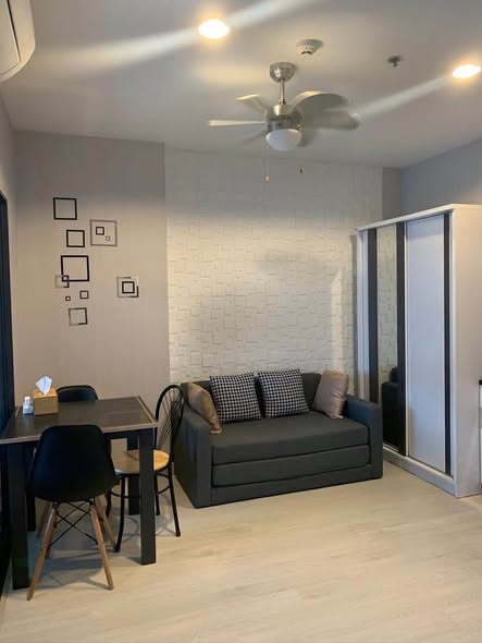 living room and room interior of IDEO Sukhumvit 115