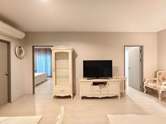 bedroom and living room of Ideo Sukhumvit 93