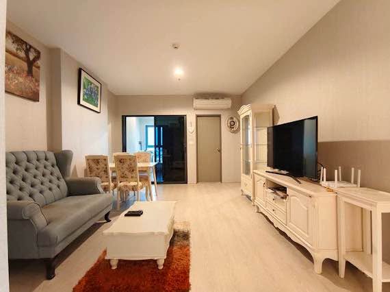 living room and bedroom of Ideo Sukhumvit 93