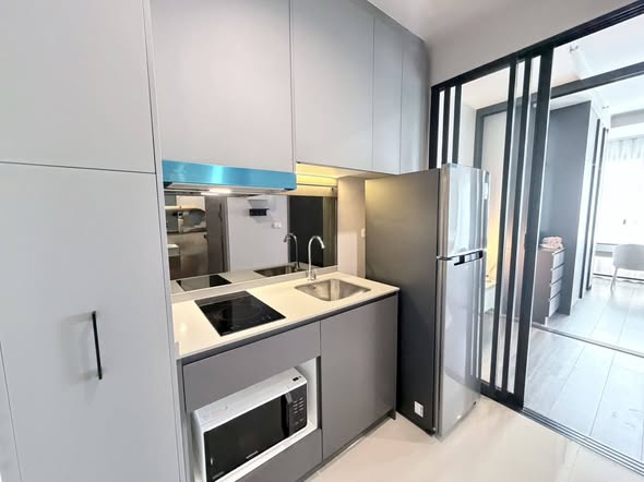 kitchen of IDEO Sukhumvit Rama 4 ไอดีโอ สุขุมวิท-พระราม 4