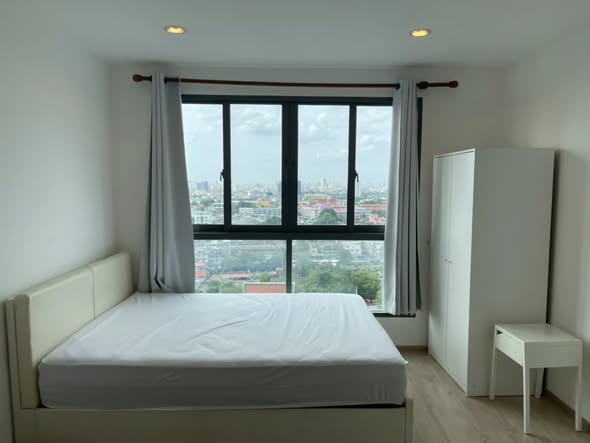 bedroom of Ideo Wutthakat