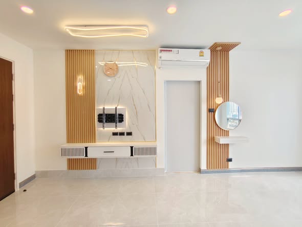 bathroom of IVY River Condo