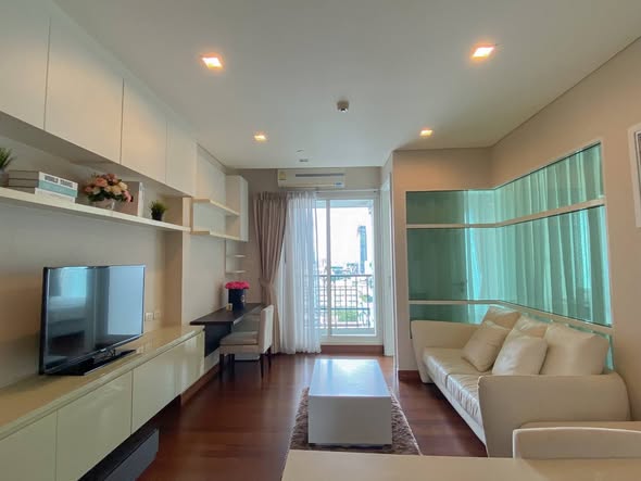 living room of IVY THONGLOR