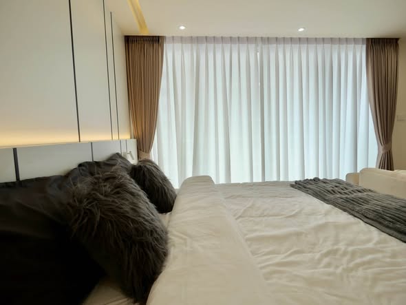 bedroom of JC Hill Place