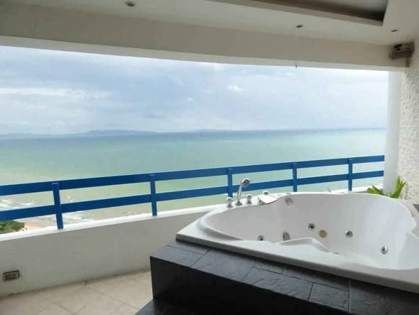Jomtien Beach Penthouses