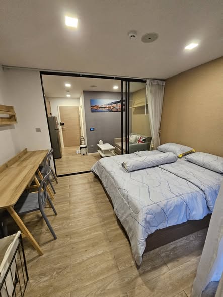 bedroom of Kave Town Space