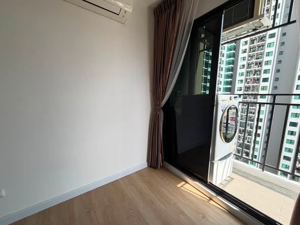 room interior of Kensington Sukhumvit-Thepharak