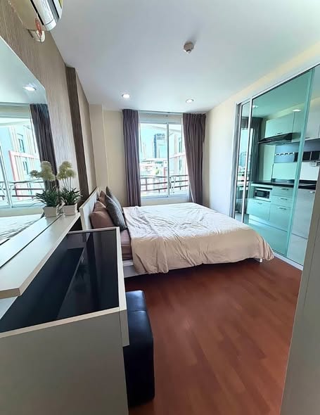 bedroom of KES Ratchada Condominium