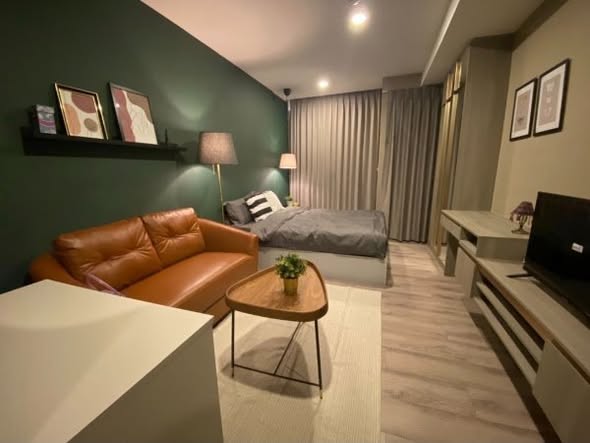 bedroom and living room of Knightsbridge Collage Sukhumvit 107