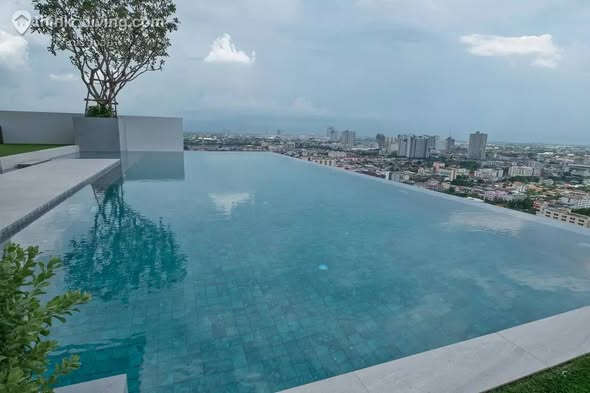 pool of Knightsbridge Duplex Tiwanon | ไนท์บริดจ์ ดูเพล็กซ์ ติวานนท์