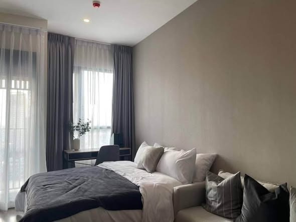 bedroom of KnightsBridge Prime Onnut