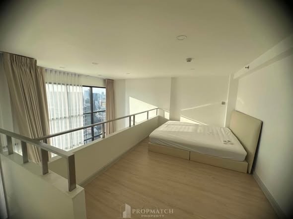 bedroom of KnightsBridge Prime Sathon