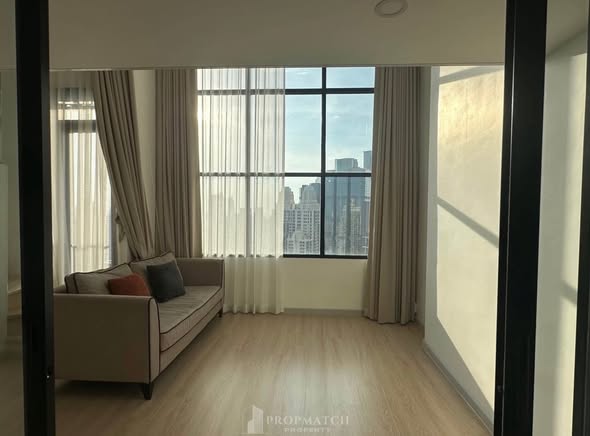 bedroom and living room and room interior of KnightsBridge Prime Sathon