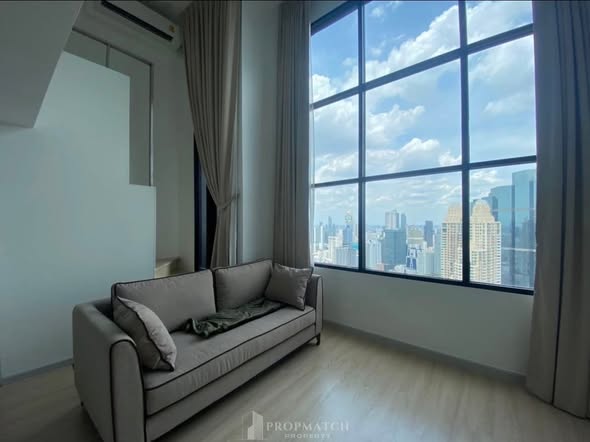 living room of KnightsBridge Prime Sathon