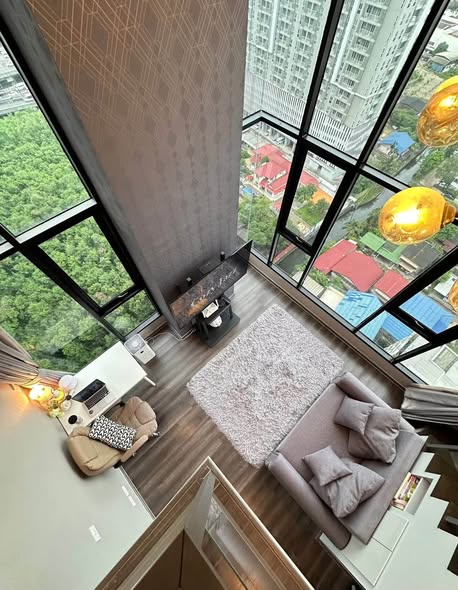 living room of KnightsBridge Space Rama9