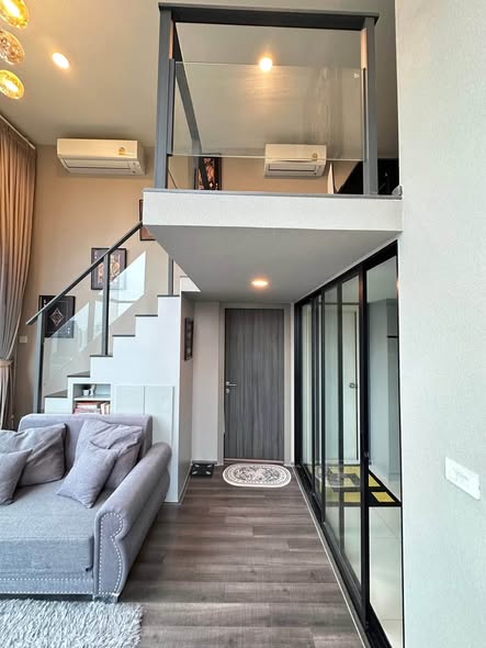 room interior of KnightsBridge Space Rama9