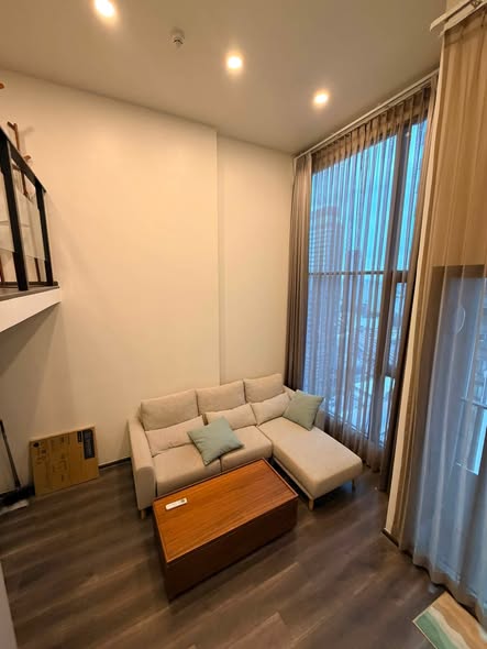 bedroom and living room and room interior of KnightsBridge Space Ratchayothin