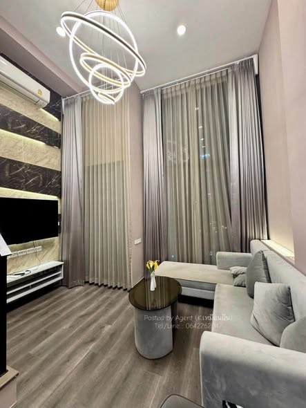 living room of KnightsBridge Space Ratchayothin