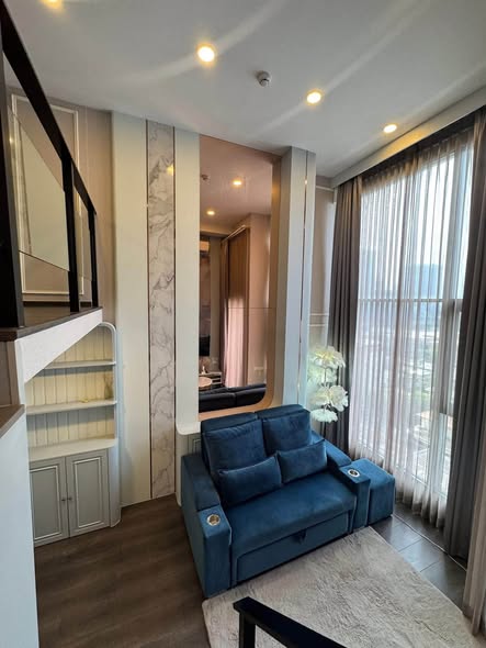 living room of KnightsBridge Space Ratchayothin