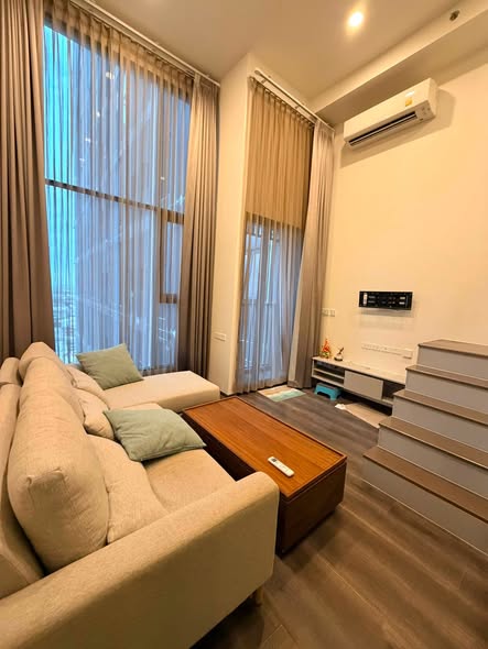 living room and bedroom and room interior of KnightsBridge Space Ratchayothin