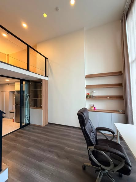 room interior of KnightsBridge Space Ratchayothin