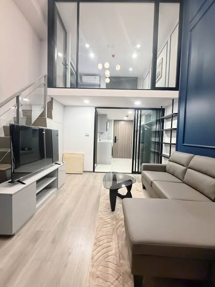 living room and room interior of KnightsBridge Space Sukhumvit-Rama 4