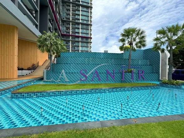 pool of La Santir Condominium