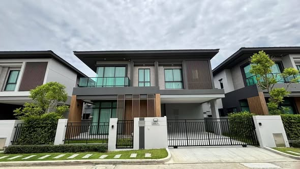 Laddarom Bangna km.7 (ลัดดารมย์ บางนา กม.7)