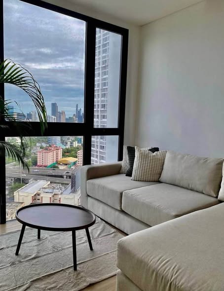 living room of Landmark @MRTA Station