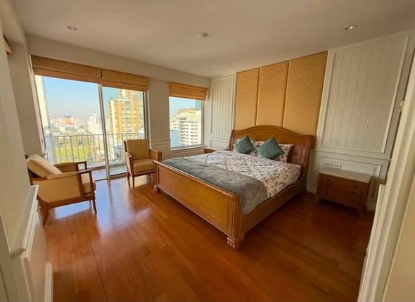 bedroom of Langsuan Ville