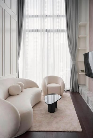 living room and bedroom of LAVIQ Sukhumvit 57