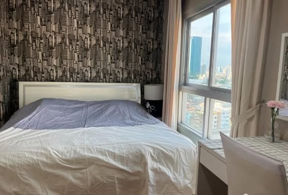 bedroom of Le Rich Condo