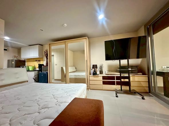 bedroom and room interior of Le Rich Condo