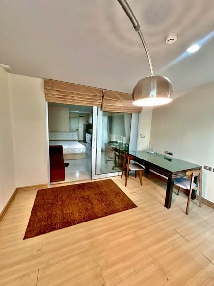 Le Rich Condo