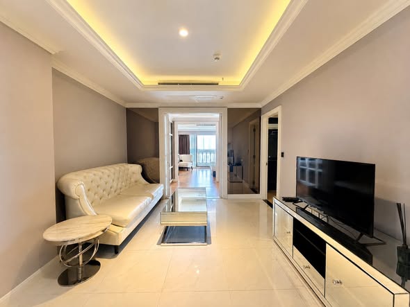bedroom and living room of lebua at State Tower