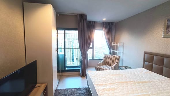 bedroom of Life Asoke – Rama 9