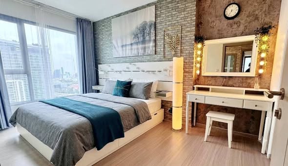 bedroom of Life Asoke – Rama 9