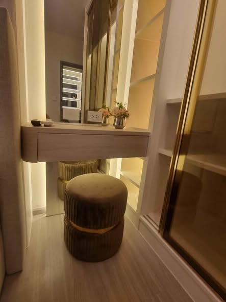 room interior and bathroom of Life Asoke – Rama 9