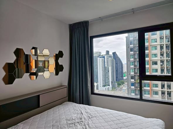 bedroom of Life Asoke